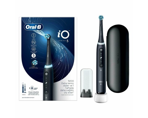 Электрическая зубная щетка Braun Oral-B iO 5, черный