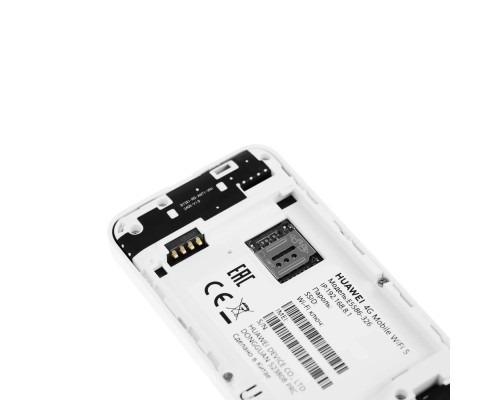 Мобильный Wi-Fi роутер с аккумулятором Huawei E5586-326 3G, 4G, Wi-Fi 802.11, n, 2.4 ГГц Белый (RU)
