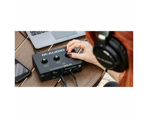 Звуковая карта (аудиоинтерфейс) M-Audio M-Track Solo, USB, фантомное питание